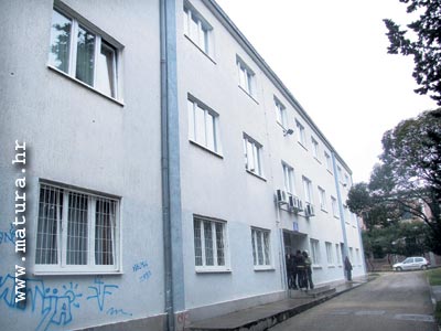 skola%20(1).jpg