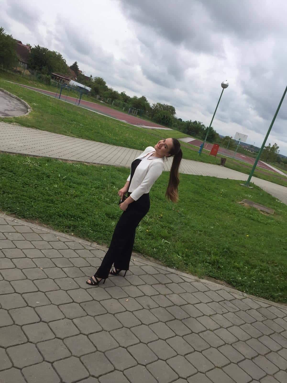 Stela